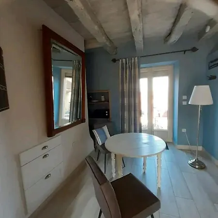 ベッド・アンド・ブレックファスト Chez Sylvie Excideuil